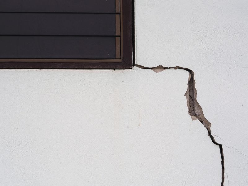 Foundation Crack Repair in Oakwood, GA